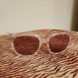 Rose colored square tortoise shell sunglasses